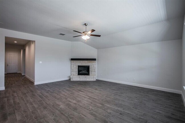 Building Photo - 509 Christel Sun Ln