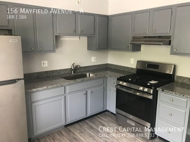 Foto del edificio - 156 Mayfield Ave