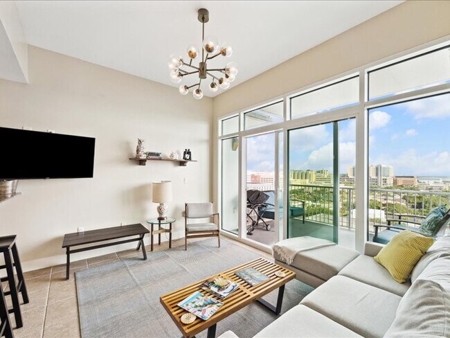 Foto del edificio - 500 Seawall Blvd