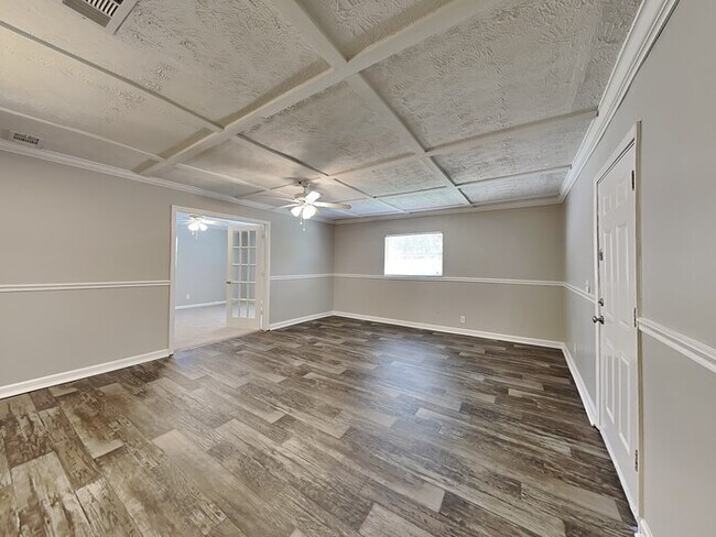 Building Photo - 3403 Rogero Rd