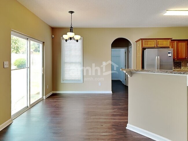 Foto del edificio - 812 Andora Way SW