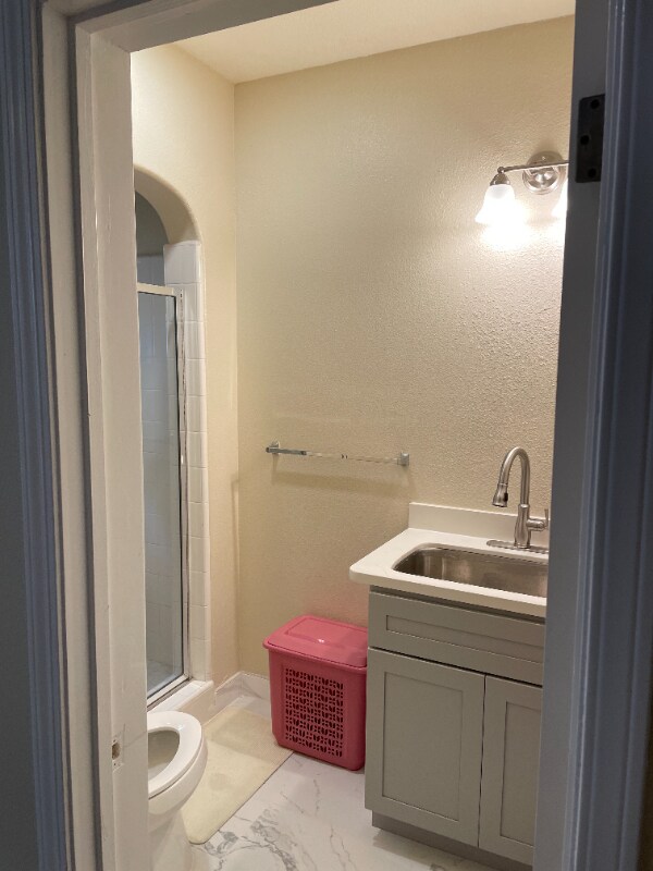 Primary Photo - 4126 Horizon Ln