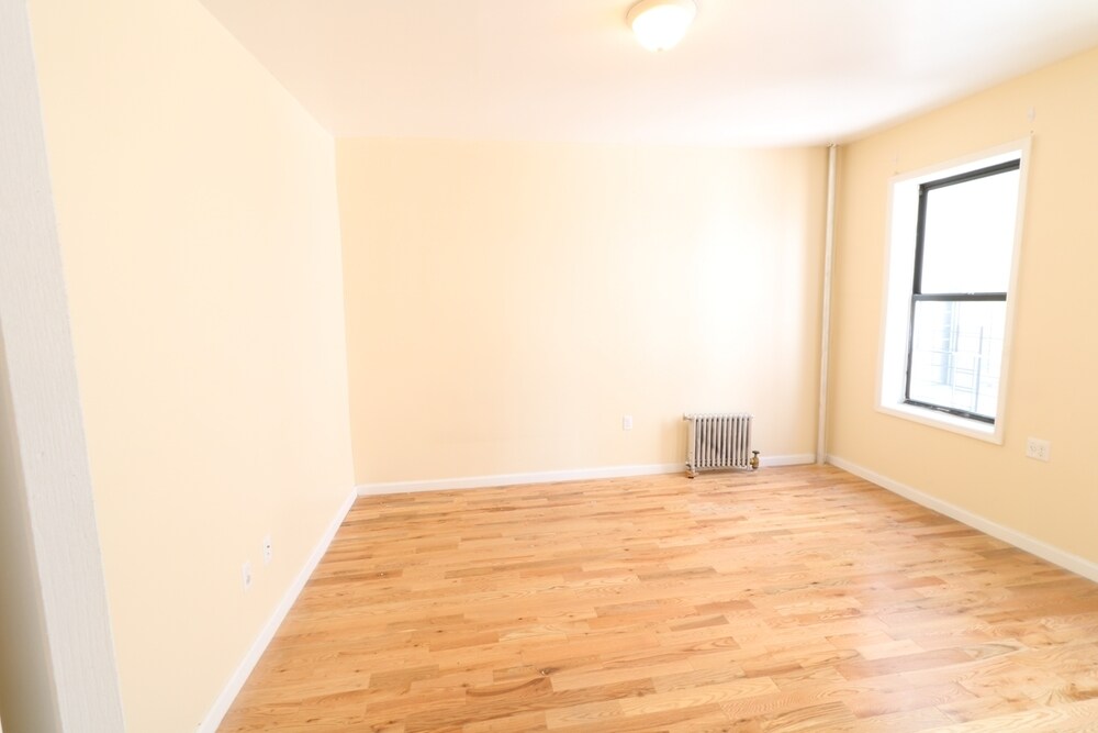 28 Thayer St, New York, NY 10040 Apartments in New York, NY