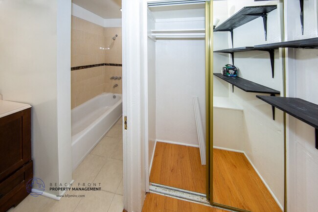 Foto del edificio - 463 South Hartford Ave.