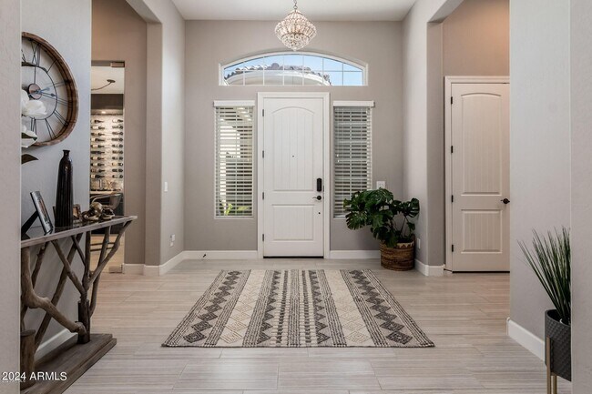 Building Photo - Upgraded 4 Bed 3.5 Bath in Litchfield Park!
