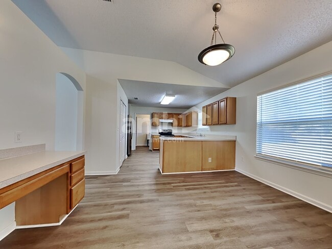 Foto del edificio - 748 Camp Francis Johnson Rd