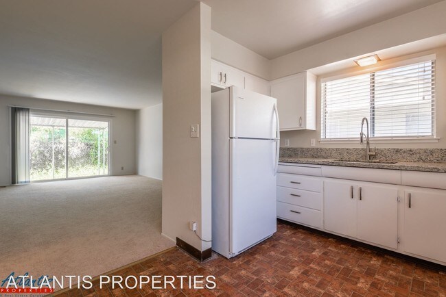 Building Photo - 1323 Kingfisher Way