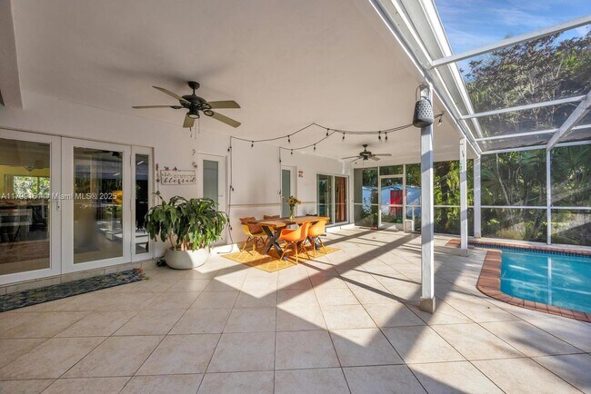 Foto del edificio - 6970 SW 124th St