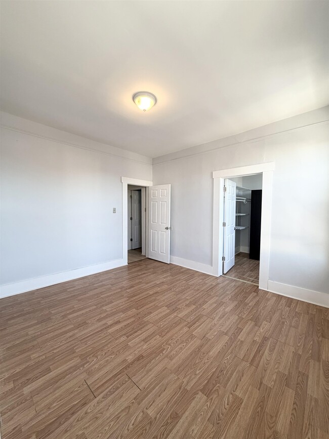 Foto del edificio - 1218 13th St