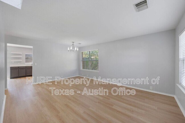 Foto del edificio - 906 Low Brim Cove