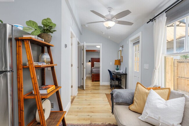 Building Photo - 59 Cuna St