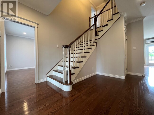 Building Photo - 6 Blue Puttee Drive