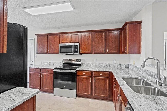 Foto del edificio - 2074 Spring Grove W