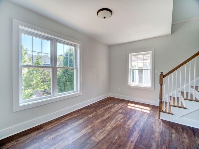 Building Photo - 60 Montague Pl