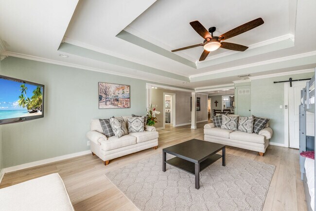 Building Photo - 2930 Water Lily Dr