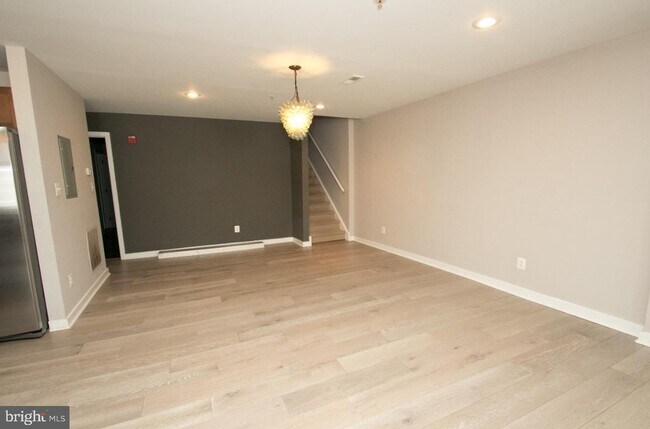 Foto del edificio - 1246-54 E Montgomery Ave