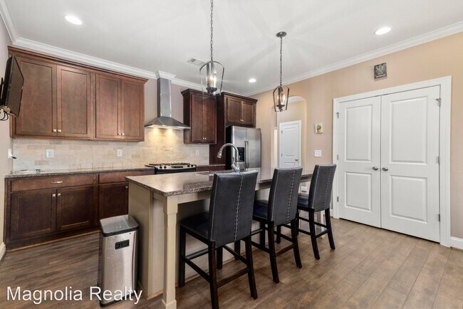 Building Photo - 3 br, 2 bath House - 1263 Southridge Ct