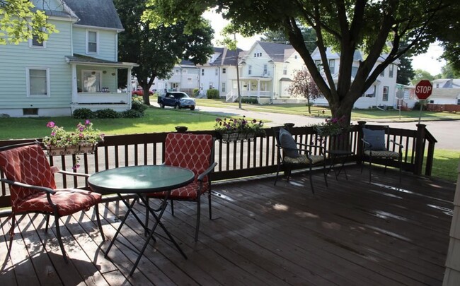 Large Deck - 465 Beecher St