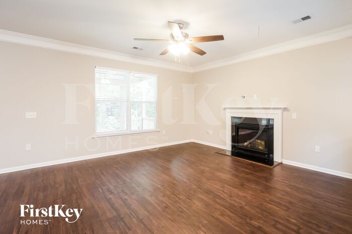 Primary Photo - 161 Vango Dr