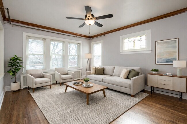 Foto del edificio - 4222 Prescott Ave