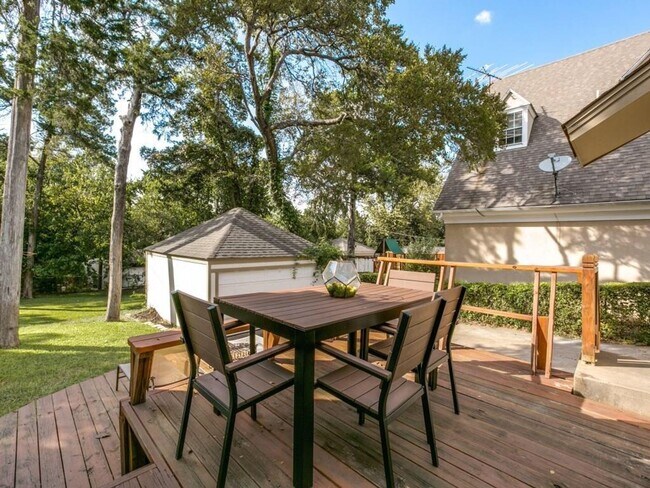 Foto del edificio - Kessler Park home for lease