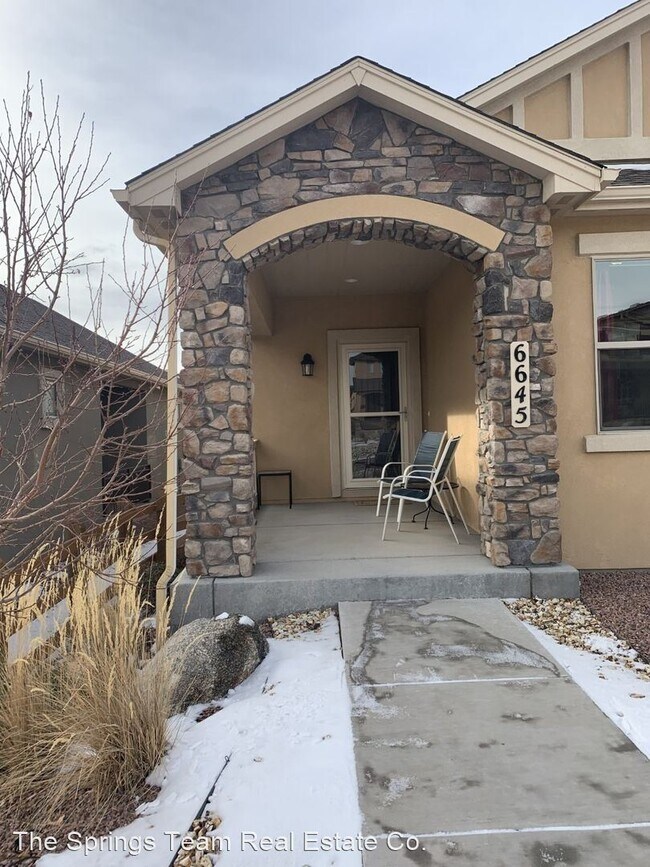 Foto del edificio - 3 br, 2 bath House - 6645 Dance Hall Lane