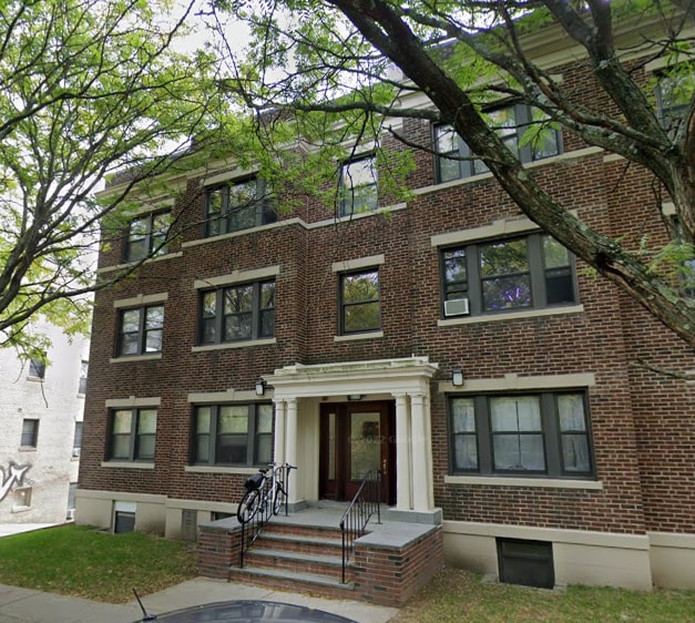 Building Photo - 27 Egremont Rd