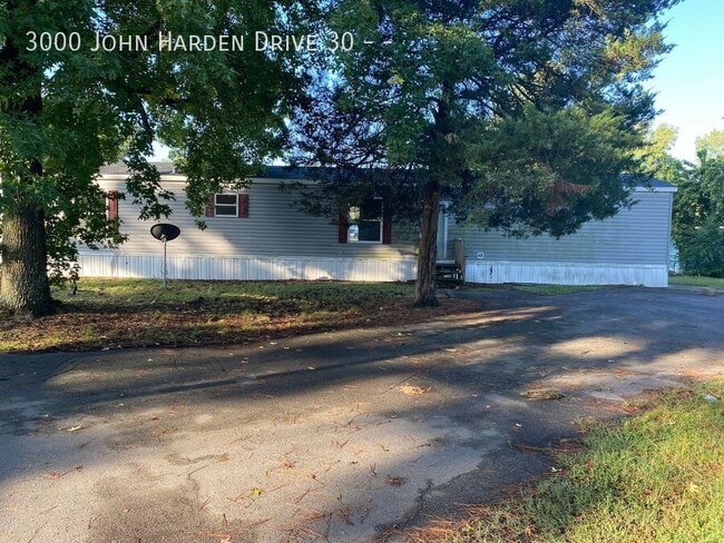 Building Photo - 3000 John Harden Dr