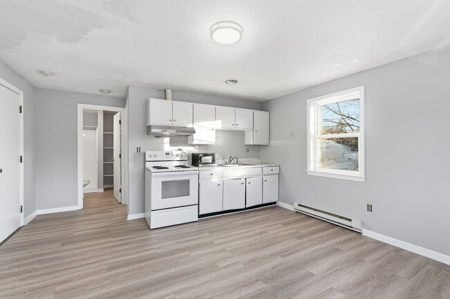 Building Photo - 26 Old West Brookfield Rd