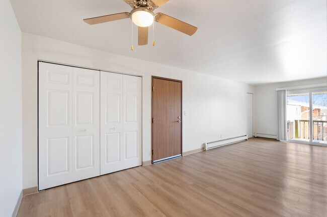 Foto del edificio - Springdale Apartments