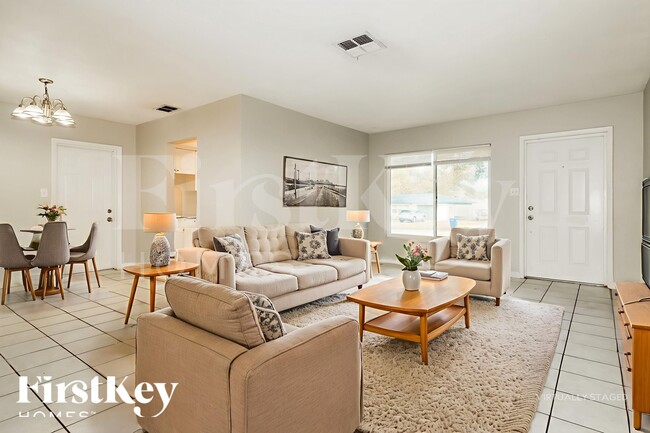 Foto del edificio - 1429 Satsuma St