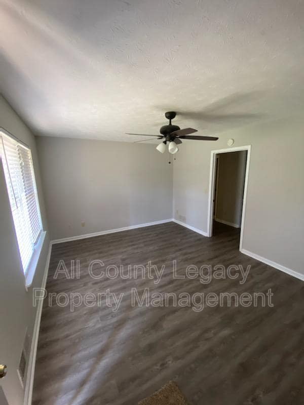 Foto del edificio - 3132A Dove Court