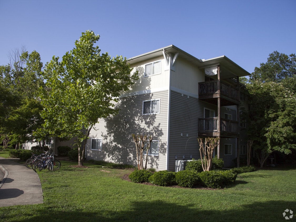 University Commons Apartments Raleigh Nc