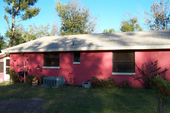 Building Photo - 509 E Magnolia St