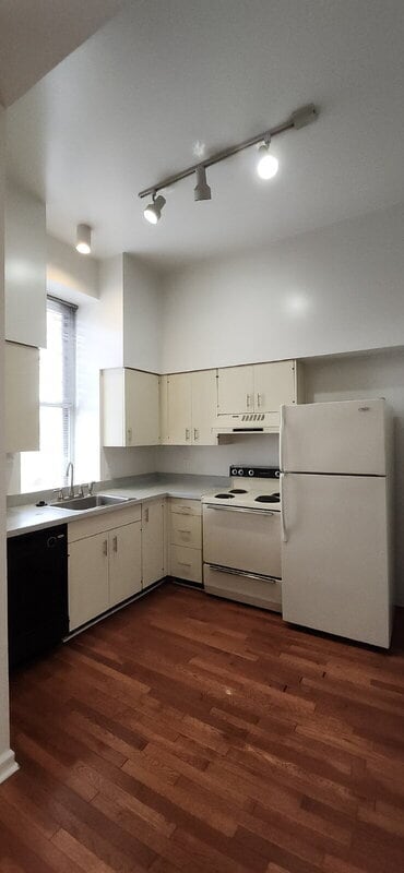 Foto del edificio - 2419 S 10th St