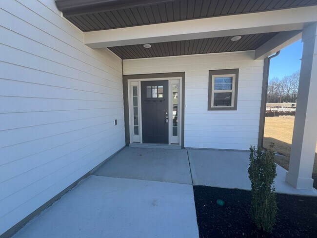 Building Photo - 41 Country Cir