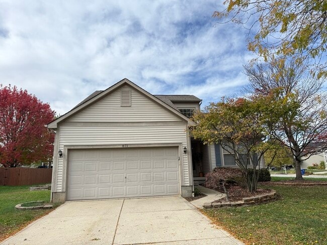 Building Photo - Updated 3 Bed, 2.5 Bath Home