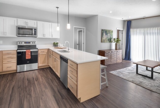 Building Photo - The Meadows on Salt Creek