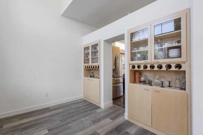 Foto del edificio - 9065 Pebble Spring Ct