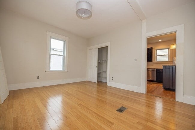 Building Photo - 341 Allston St