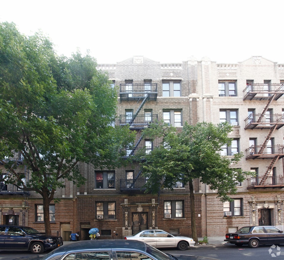 Building Photo - 31-19 32nd St