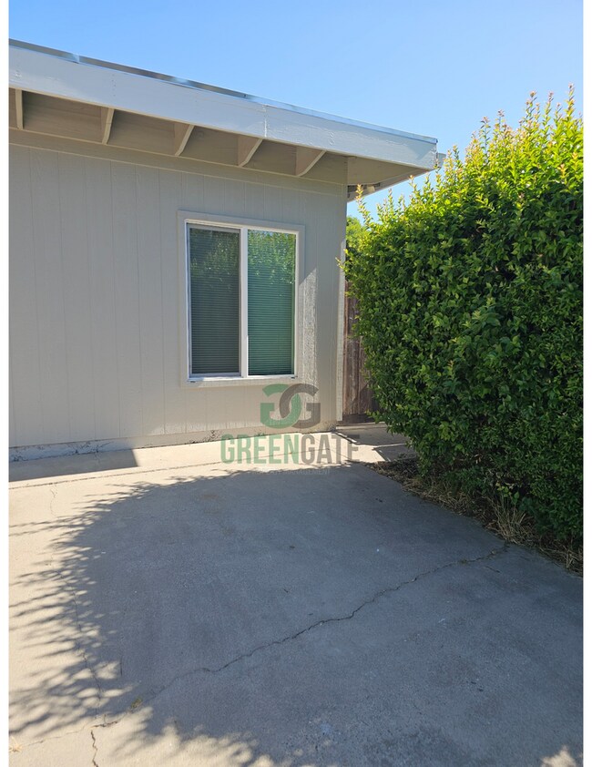 Foto del edificio - 3105 E Orangeburg Ave