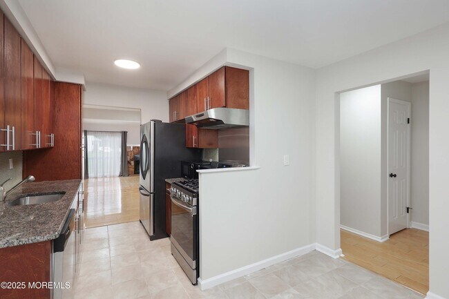 Foto del edificio - 24 Chestnut Way