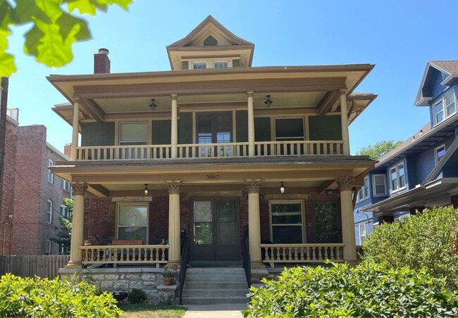Building Photo - 3840 Harrison Blvd