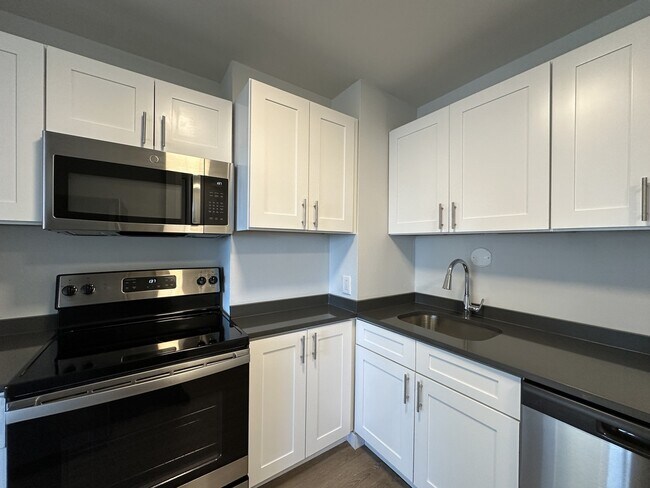 Foto del edificio - 1349 N Dearborn St