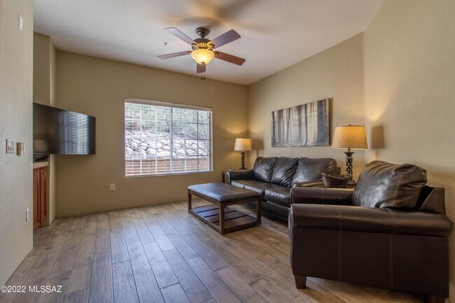 Building Photo - 1500 E Pusch Wilderness Dr