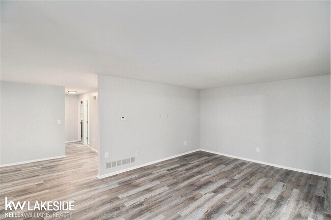 Foto del edificio - 36831 Brewster Ln