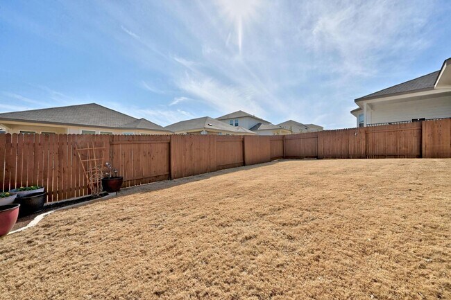 Building Photo - 6401 Rounded Pebble Ln