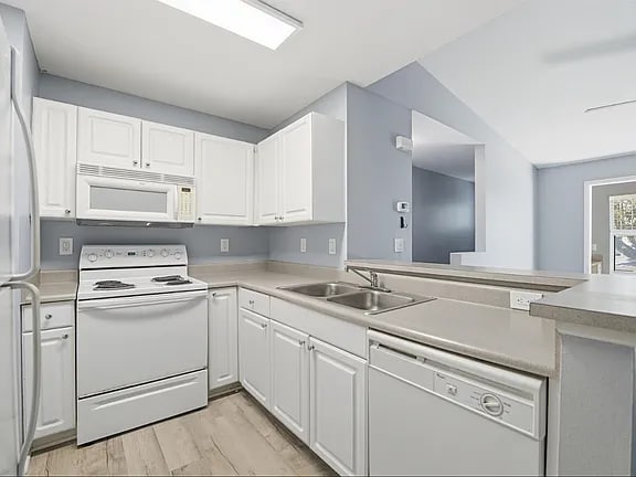 Building Photo - 29205 Harbour Vista Cir