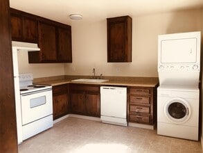 Building Photo - 209 Wright Ln